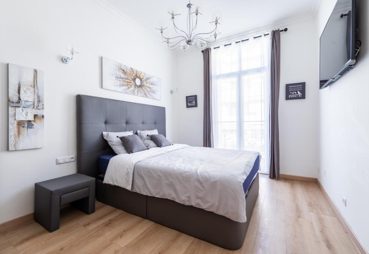 Sunny And Modern Baquis Flat Apartment Ница Екстериор снимка